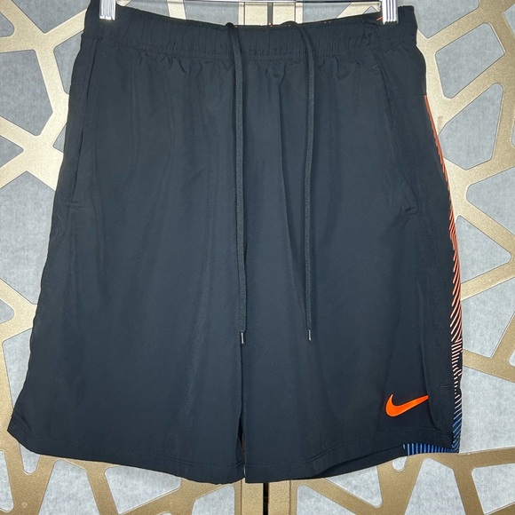 Men's Training Shorts - Picture 1 of 8